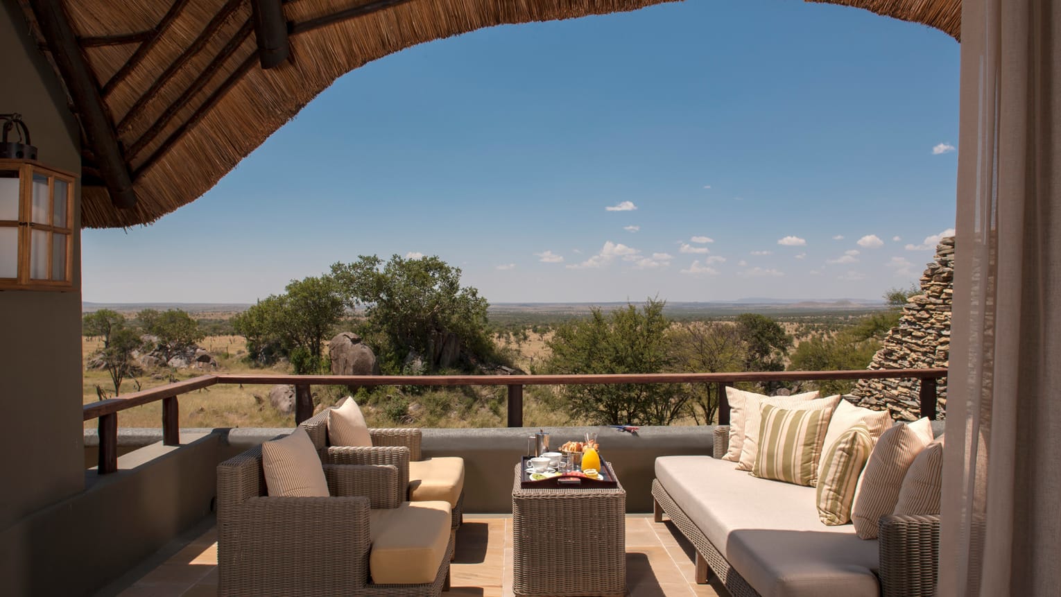 Four Seasons Safari Lodge